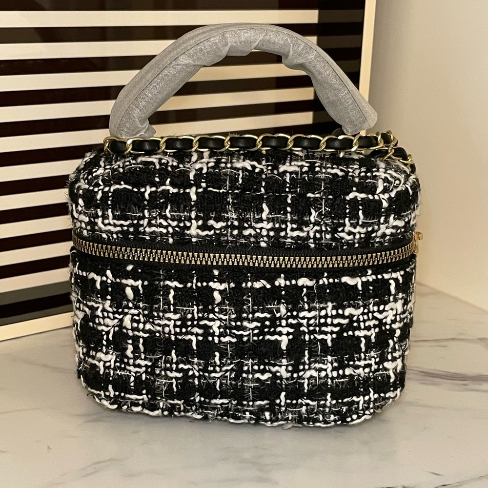 Black and White Tweed Vanity Chain Bag - Picture 3 of 7